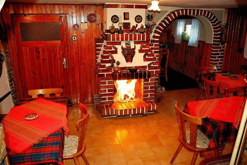 Mavrikova Kushta Hotell Bansko Exteriör bild